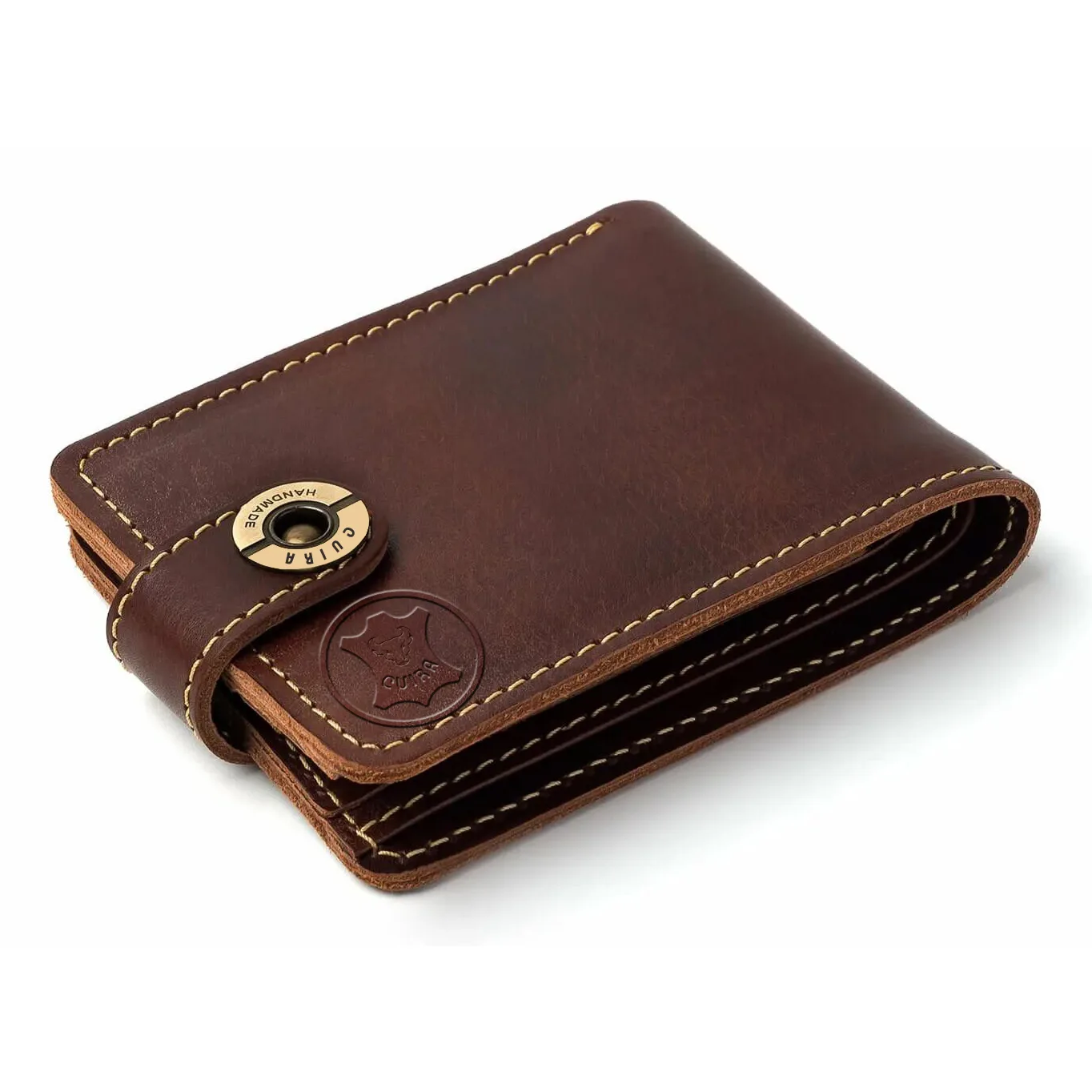 Sac à main en cuir Sacoche en cuir (pour homme) Besace en cuir Cartable en cuir Sac à dos en cuir Sac de voyage en cuir (ou sac week-end) Cabas en cuir Ceinture en cuir (homme / femme) Bretelles en cuir Bracelet en cuir Portefeuille en cuir Porte-cartes en cuir Porte-monnaie en cuir Pochette en cuir (pour femme ou homme) Trousse en cuir (trousse de toilette, trousse à crayons) Porte-clés en cuir Étui à lunettes en cuir Protège-passeport en cuir Sous-main en cuir Savoir-faire et Artisanat Savoir-faire artisanal Fait main Pièce unique Sur mesure (Maroquinerie sur mesure) Point sellier "couture sellier" Finitions main Teinture de tranche Atelier de maroquinerie Matières et Finitions (Le Cuir) Cuir véritable Cuir pleine fleur (le cuir de la plus haute qualité) Cuir de vachette Cuir de veau Cuir d'agneau Cuir de chèvre Tannage végétal Tannage minéral (ou au chrome) Cuir patiné (l'aspect vieilli) Cuir grainé Cuir lisse Artisan cuir Rabat Artisan cuir Salé Maroquinerie Rabat Maroquinerie Salé Atelier cuir Rabat-Salé Fait main à Salé Fait main au Maroc Créateur cuir Maroc Made in Maroc